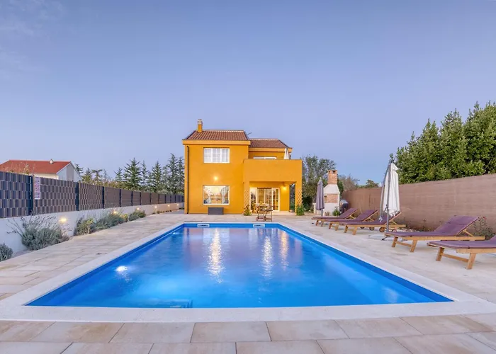 Villa Florina Ninski Stanovi