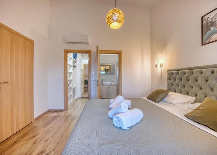 Florina Ninski Stanovi