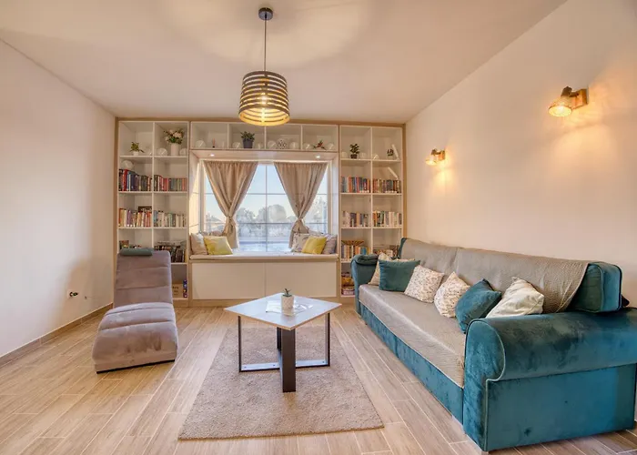 Florina Villa *