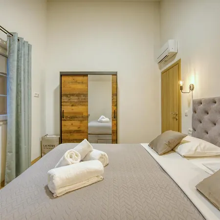 Florina Ninski Stanovi